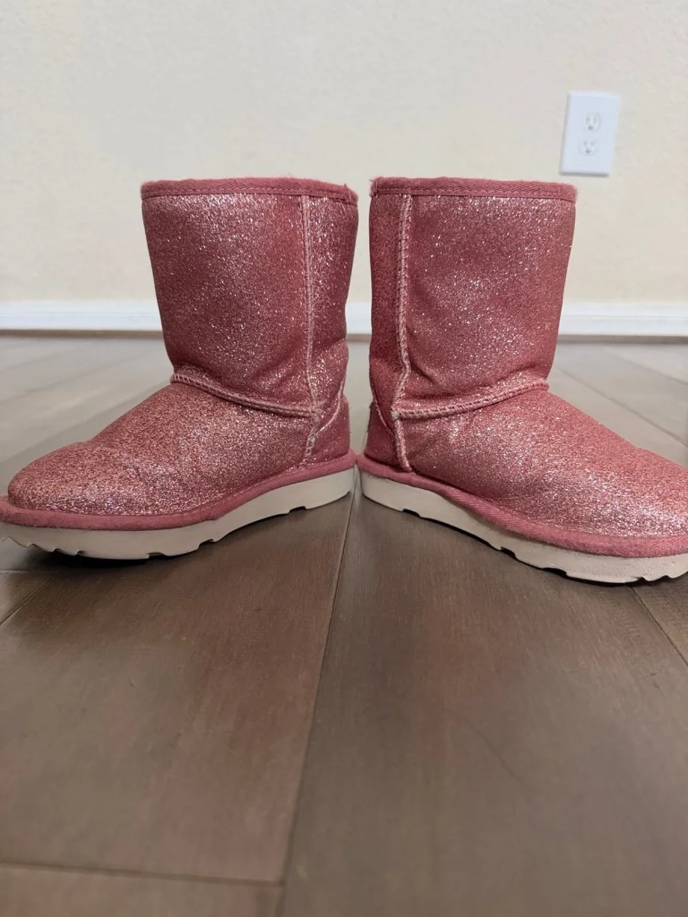 UGG Kids Glitter Pink Booties - Picture 5 of 7